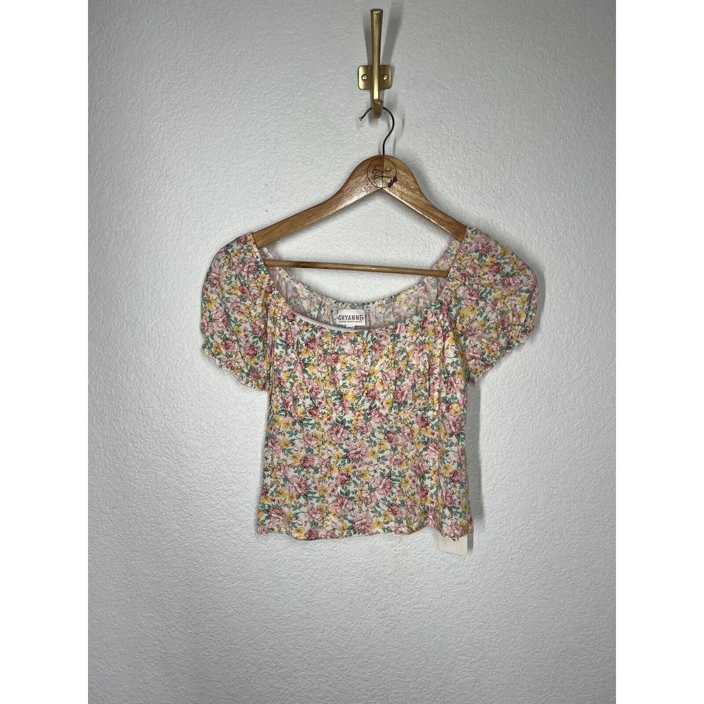 Shyanne Girls Floral Top Size XL
